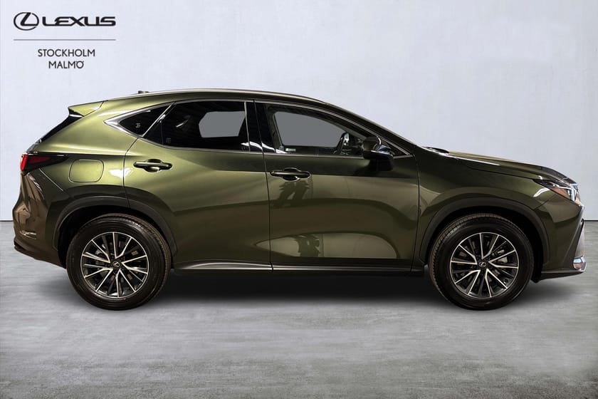 Bild 5 av Lexus NX 450h+ AWD Skinn P-värmare Backkamera Drag