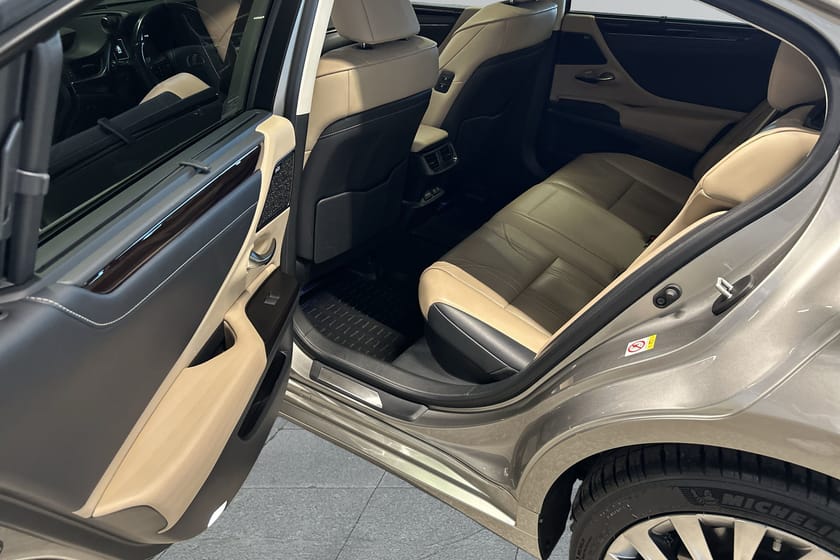 Bild 3 av Lexus ES 300h