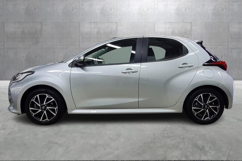 Bilde 2 av Toyota Yaris Hybrid Active Tech - Adaptiv cruise - Ryggekamera