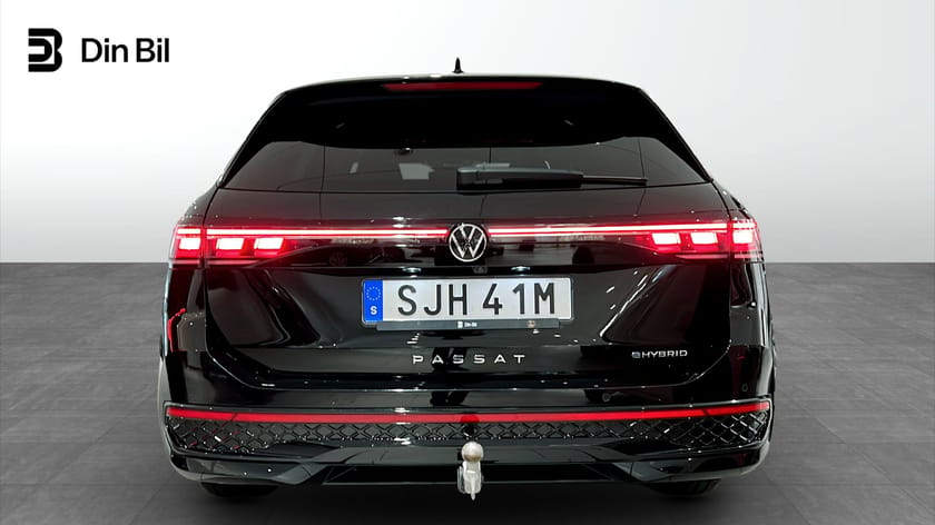 Bild 5 av Volkswagen Passat Variant eHybrid DSG R-Line/Edition/Drag/Värmare/Pano