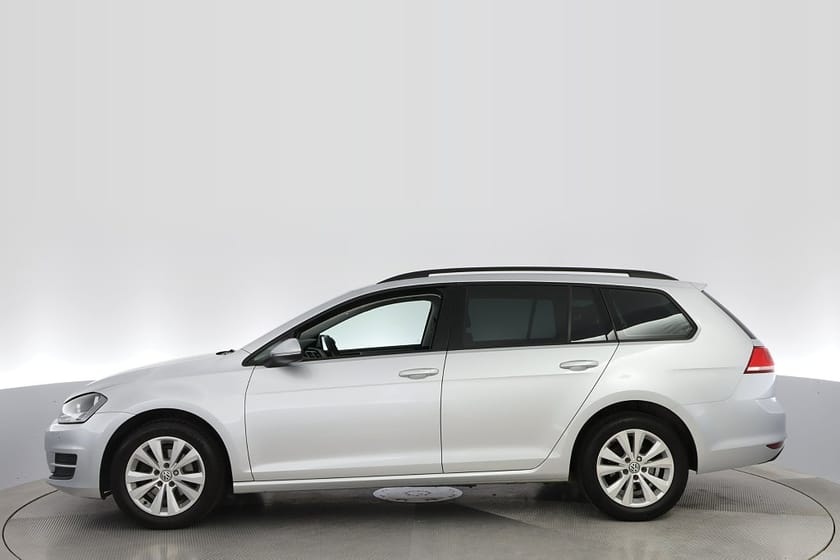 Bild 3 av Volkswagen Golf Sportscombi 1.2 TSI 110HK DSG Base CarPlay P-Sensorer