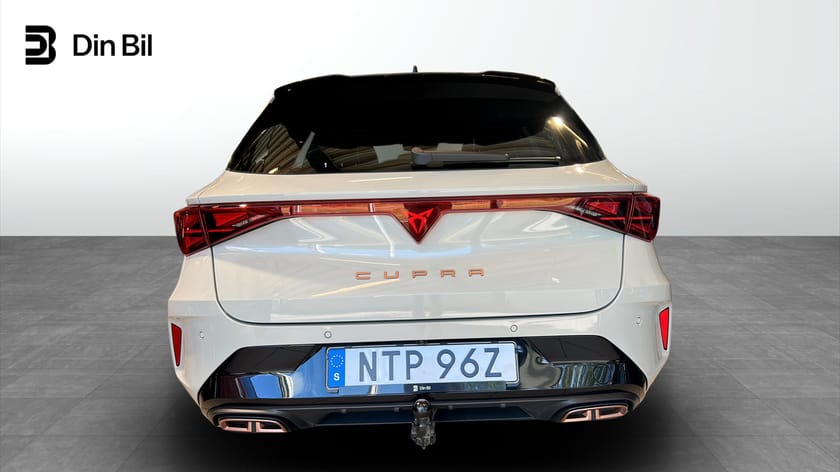 Bild 5 av CUPRA Leon Sportstourer e-Hybrid 1.5 204HK *BLACK EDITION*
