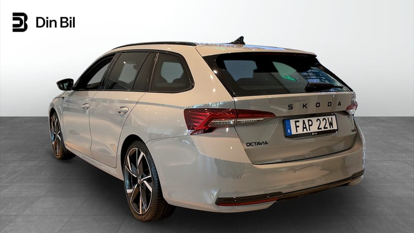 Bild 3 av Škoda Octavia Kombi 2.0 TSI 204hk 4x4 *DEMO* Drag Värmare Kamera