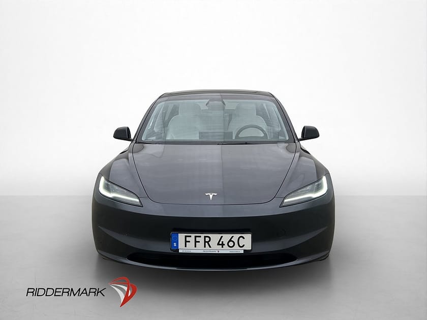 Bild 3 av Tesla Model 3 Long Range AWD Ljus Interiör Autopilot SV-Såld