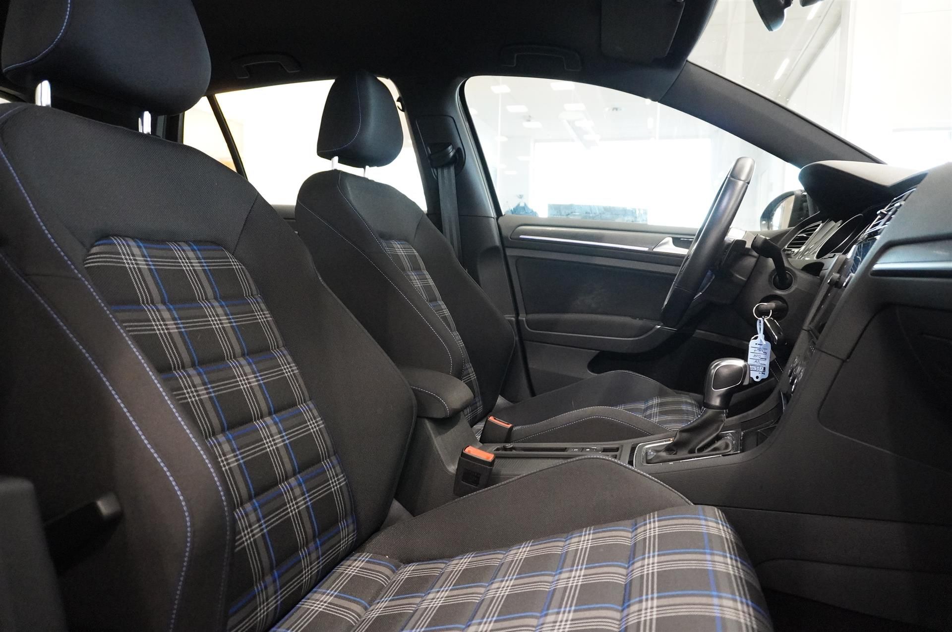 Volkswagen Golf GTE 1.4 Automat 2020, bild 4/10