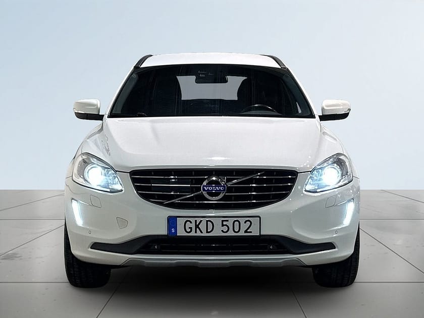 Bild 2 av Volvo XC60 D4 AWD Classic Momentum Drag Psens Rattvärme Pvärm SoV