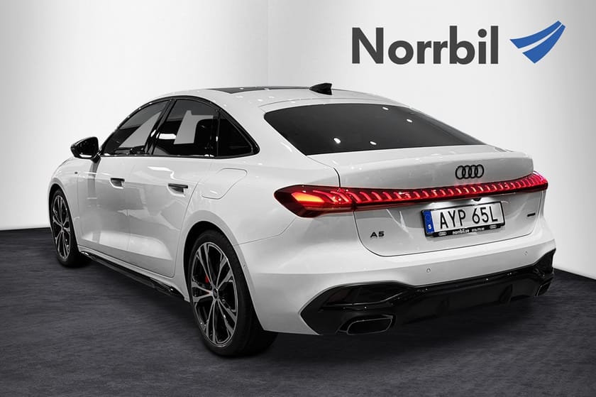 Bild 3 av Audi A5 Sedan e-hybrid quattro S-LINE 270KW TFSI PANO VÄRMARE DRAG