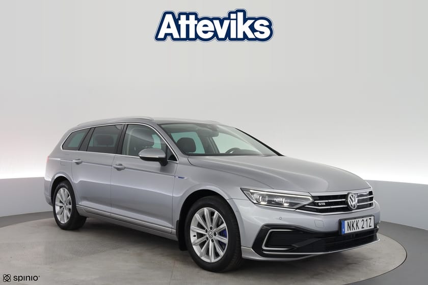 Bild 1 av Volkswagen Passat Sportscombi GTE 218hk Executive Drag Värm Kamera Nav