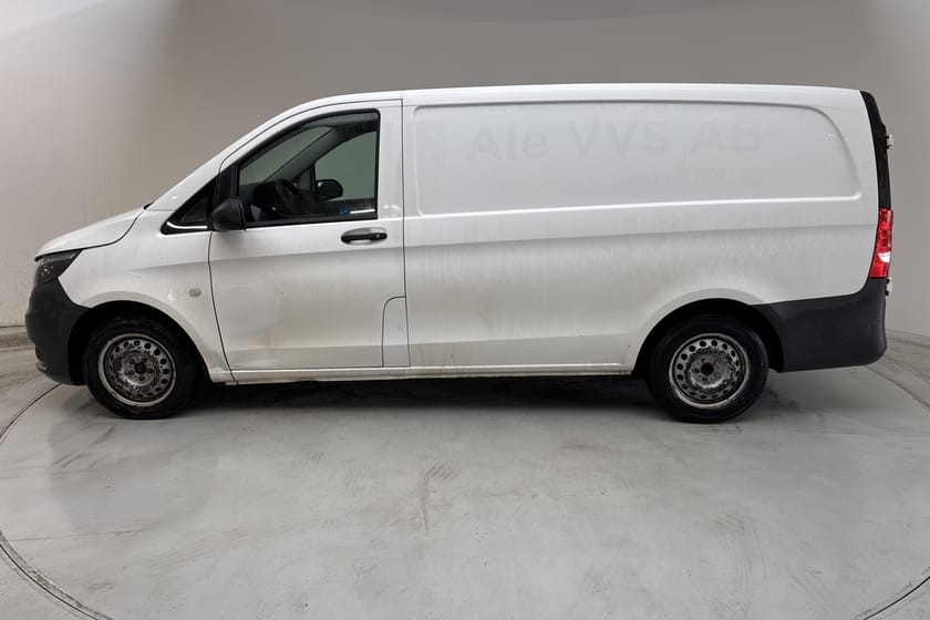 Bild 2 av Mercedes-Benz Vito 111 CDI 2.8t W640 (114hk)  Lång Drag