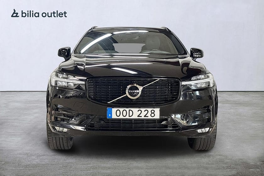 Bild 3 av Volvo XC60 B5 AWD Bensin R-Design 250hk Navi H/K BLIS Carplay 360°
