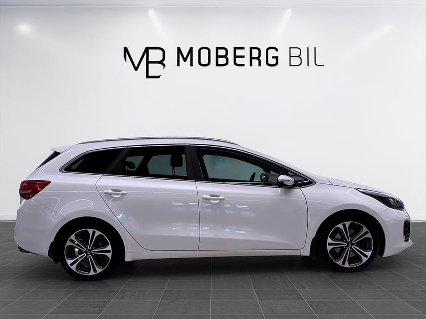 Bild 3 av Kia cee'd_sw SW 1.6 CRDi 136hk GT-Line Navi B-kamera Drag