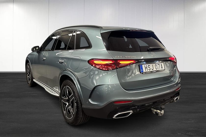 Bild 3 av Mercedes-Benz GLC 300 d e 4MATIC