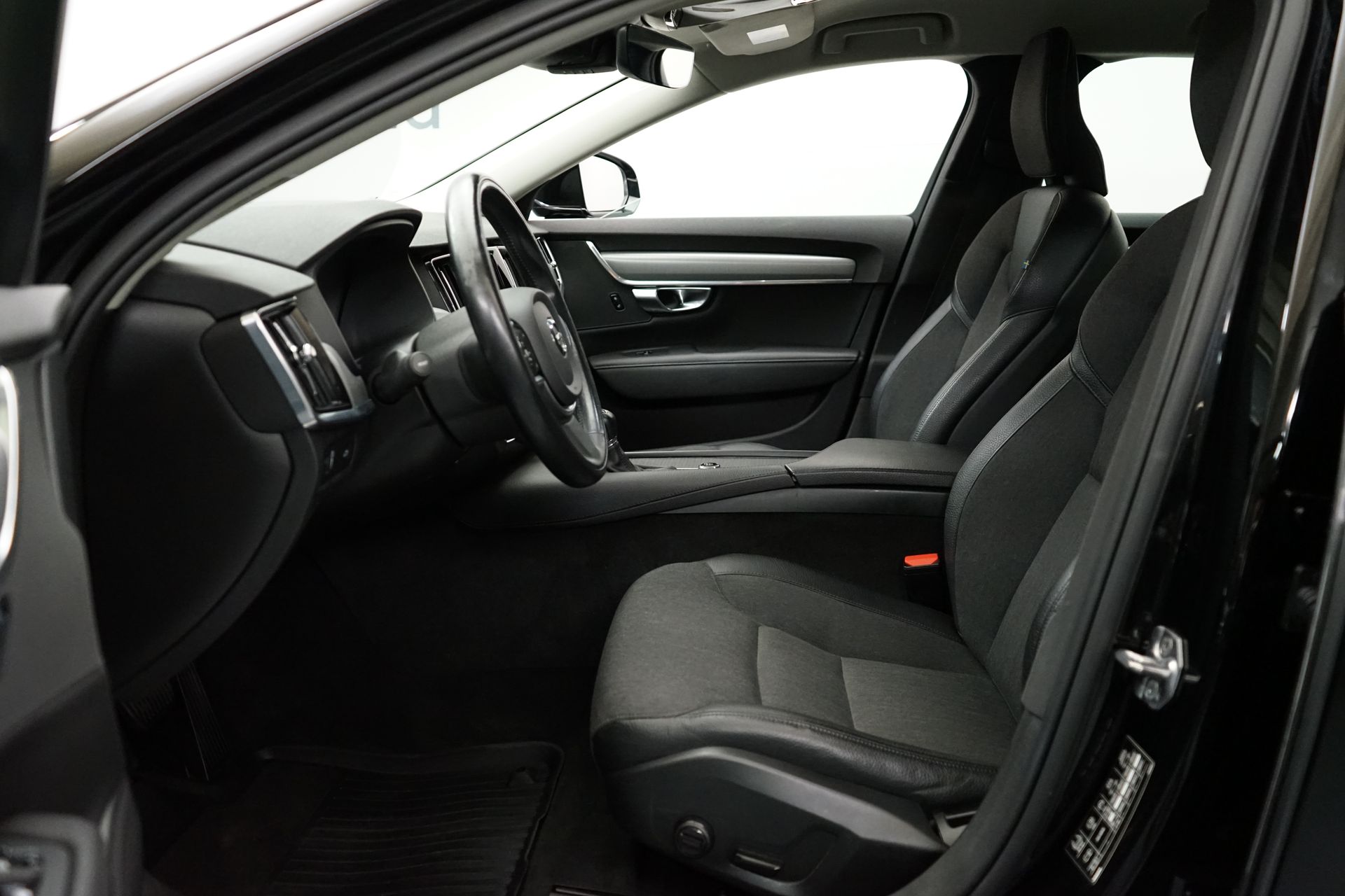 Volvo V90 D4 Momentum SE II, Dragkrok 2020, kuva 6/10