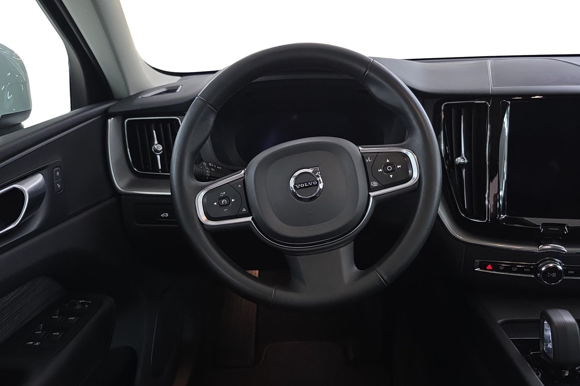 Volvo XC60 Recharge T6 Core Edition 2024, bild 6/10