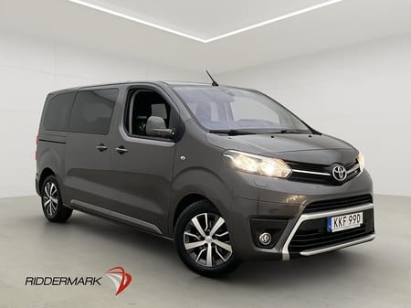 Toyota Proace Verso Ny-Kamrem Värm Drag PDC El-Dörrar 8-Sits