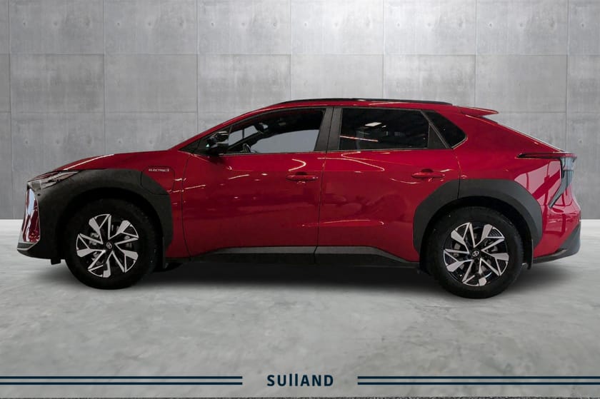 Bilde 2 av Toyota bZ4X AWD-i Active Tech, Hengerfeste, Adaptiv cruise, Kamera