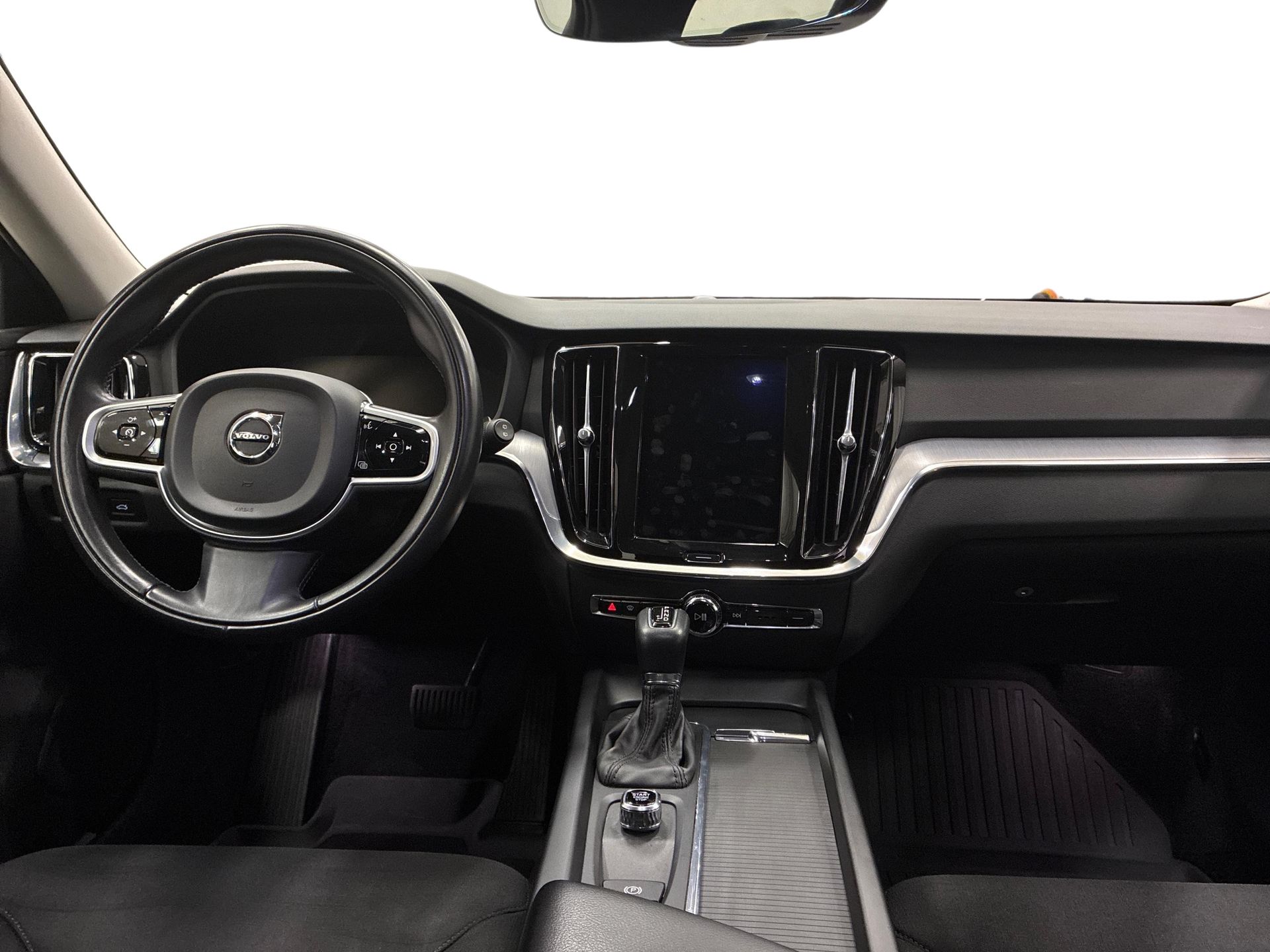 Volvo V60 D3 Momentum Edition 2020, photo 5/10