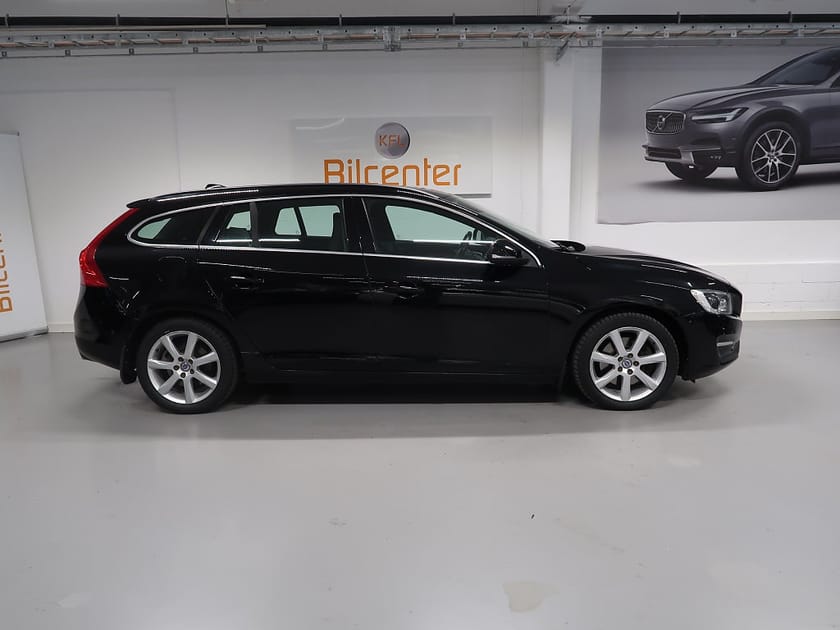 Bild 5 av Volvo V60 D4 AWD Classic V-Däck ingår Drag-Värmare-Adaptiv-Rattvä