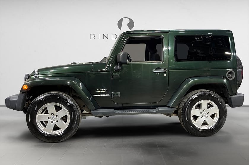 Bild 4 av Jeep Wrangler Unlimited 3.8 V6 199 HK AWD AUT M&K 17000MIL 0,88L/MIL