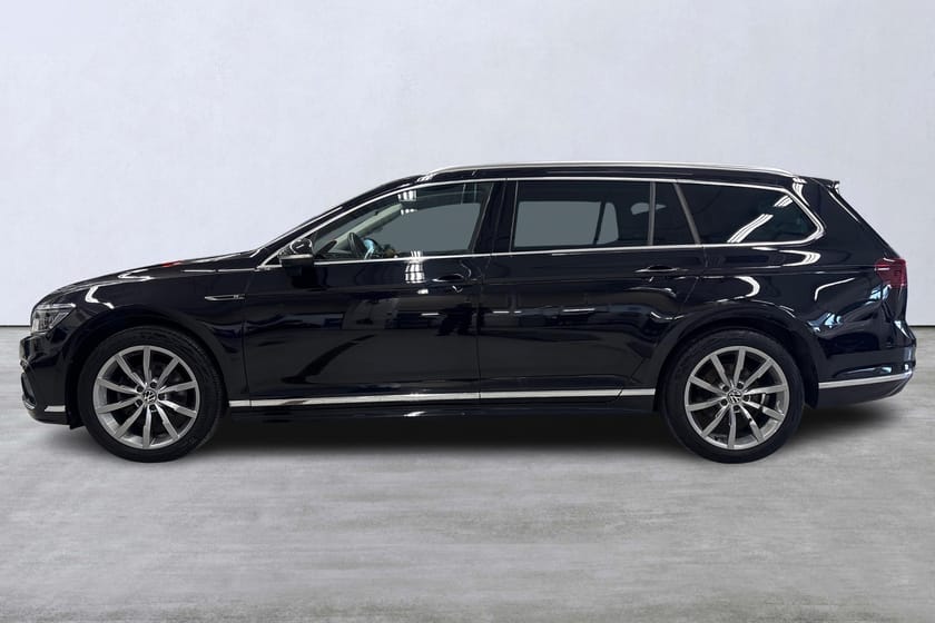 Bild 2 av Volkswagen Passat Sportscombi 2.0 TDI GT R-Line 200hk