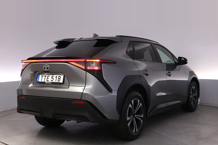 Bild 5 av Toyota bZ4X 71.4 kWh Style Kamera Adap.Farth Elstol