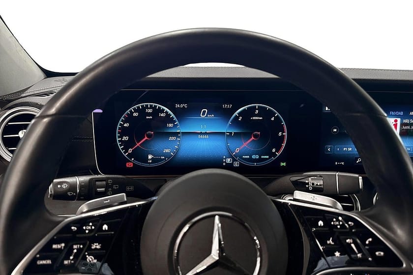 Bild 5 av Mercedes-Benz E 220 d 4MATIC All-Terrain 4-Matic Dragkrok Head up display