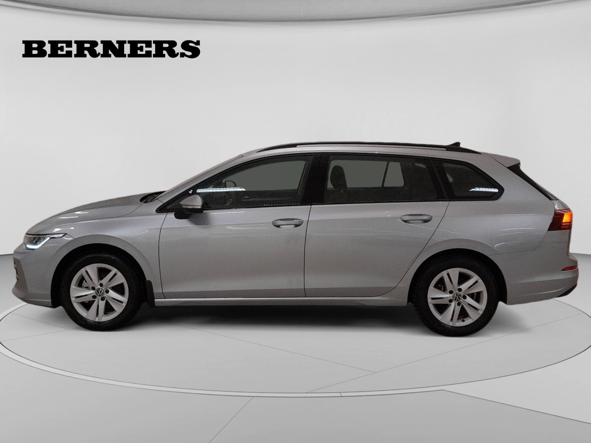 Volkswagen Golf Sportscombi 2025, bild 2/15