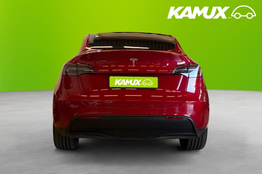 Bild 5 av Tesla Model Y Long Range AWD 514hk B-kam Pano Navi