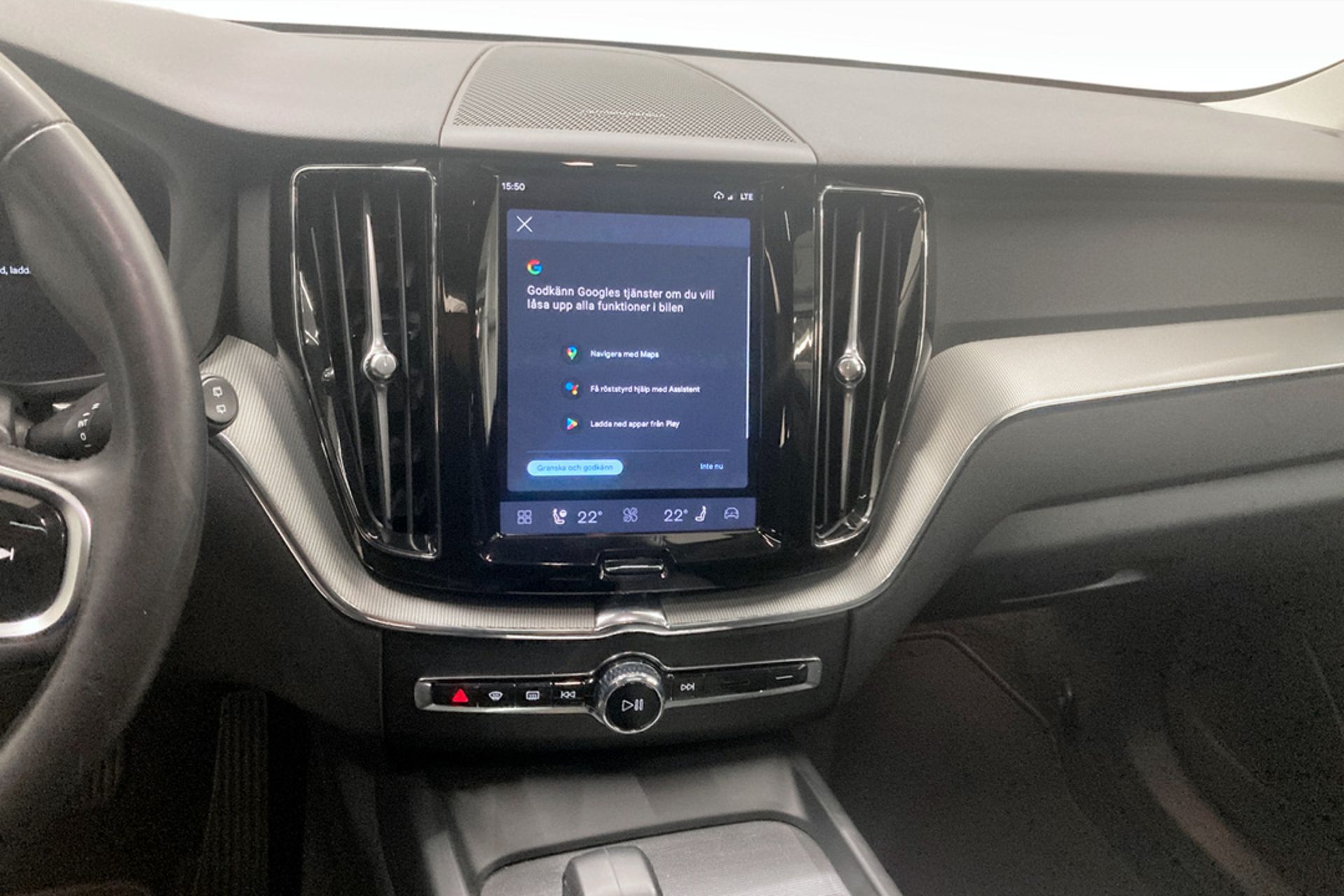 Volvo XC60 T6 Plug-In Hybrid AWD 2025, bild 6/9