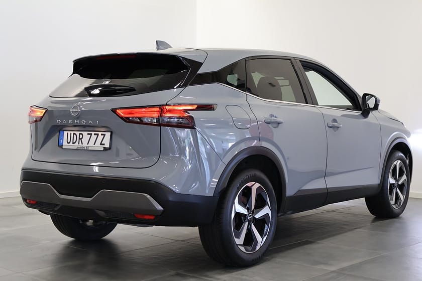 Bild 3 av Nissan Qashqai 1.3 DIG-T XTRONIC N-Connecta V-Hjul Propilot HuD