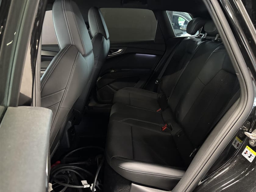 Bild 5 av Audi Q4 50 e-tron quattro E Tron S-Line Comfort 299hk