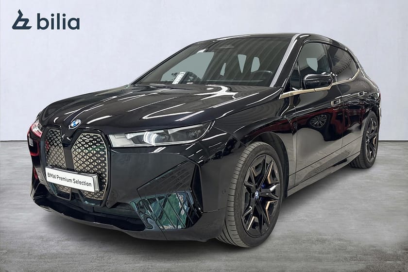 Bild 1 av BMW iX xDrive40 xDrive 40 Sportline | Panorama | Aktiv farth. | H&K