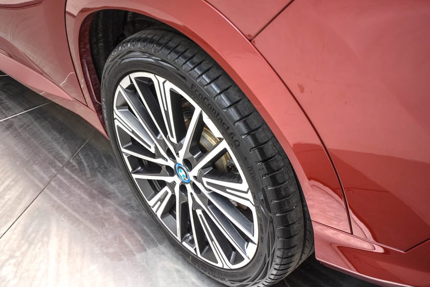 Bilde 2 av BMW iX2 xDrive30 Fully Charged Premium E.(K)