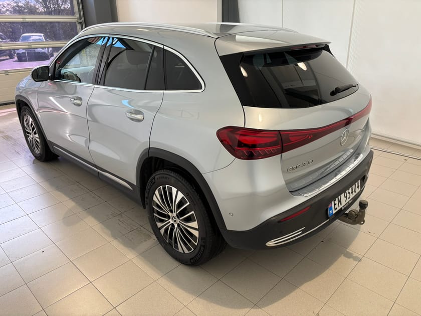 Bilde 4 av Mercedes-Benz EQA 300 4MATIC SPECIAL EDITION PLUS/MEMORY/ADVANCED PK