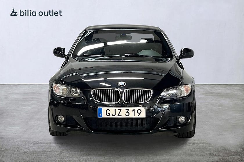 Bild 3 av BMW 325i Coupé 325 aut M Sport 218hk Läder HiFi Elstol