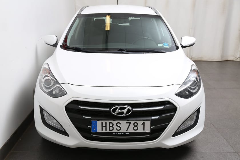 Bild 5 av Hyundai i30 Kombi 1,6 CRDi 110hk Comfort Aut Dragkrok