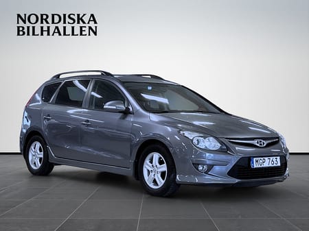 Hyundai i30cw cw 1.6 Business P-sensorer AUX