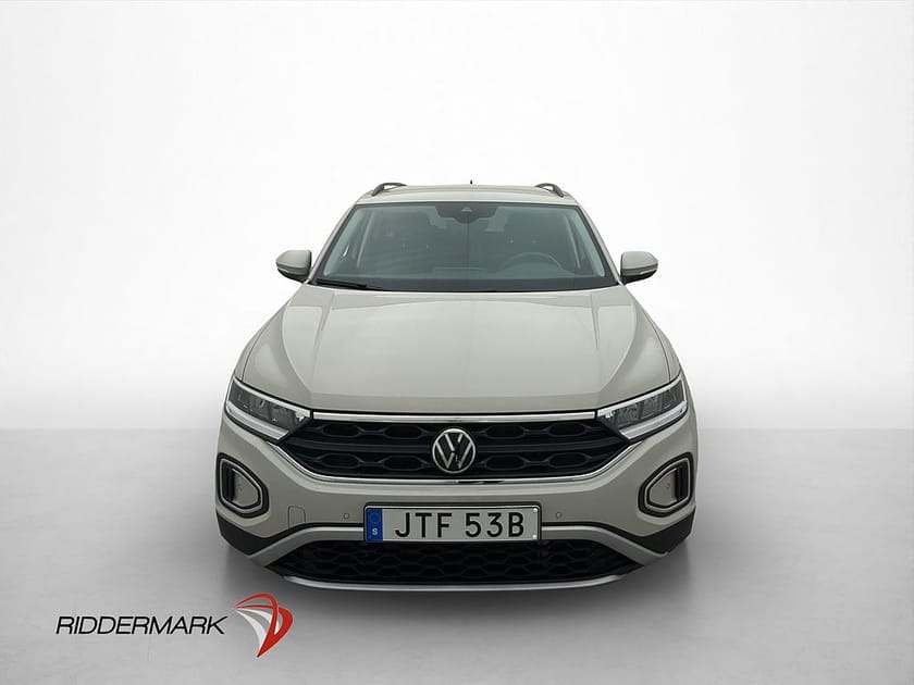 Bild 2 av Volkswagen T-Roc 1.5 TSI 150hk Cockpit Kamera CarPlay
