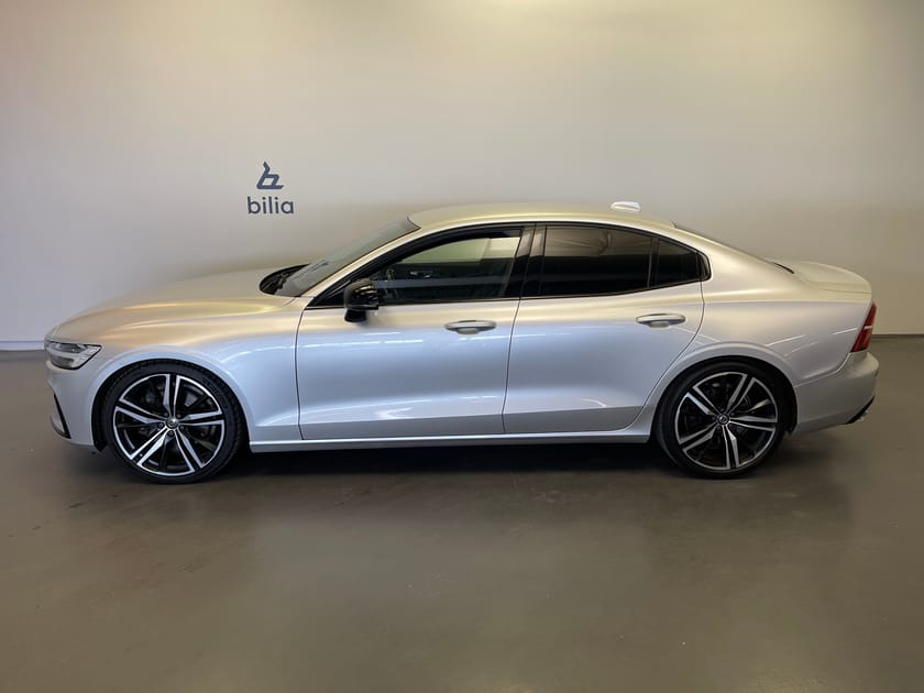 Bild 2 av Volvo S60 T5 R-Design / Dragkrok / Teknikpaket / Harman Kardon /