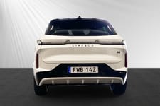 Lynk & Co 08 PHEV