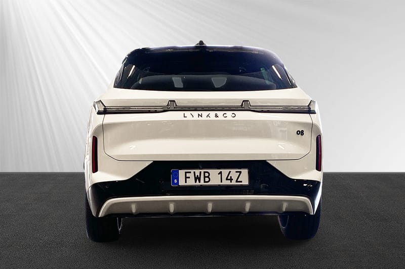 Lynk & Co 08 PHEV