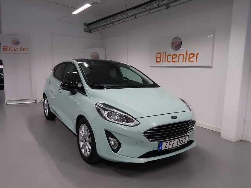Bild 3 av Ford Fiesta 5-d 1.0 Titanium V-Däck ingår Navi-Kamera-CarPlay-Adapt