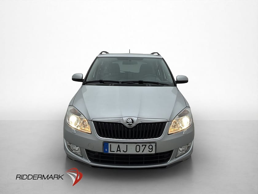 Bild 2 av Škoda Fabia Kombi Skoda TSI 86hk Elegance M&K-Värm P-Sensorer Drag