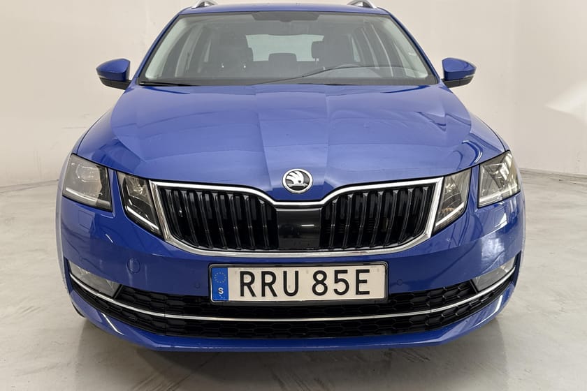 Bild 5 av Škoda Octavia Kombi III 2.0 TDI (150hk) Kamera Drag Värmare