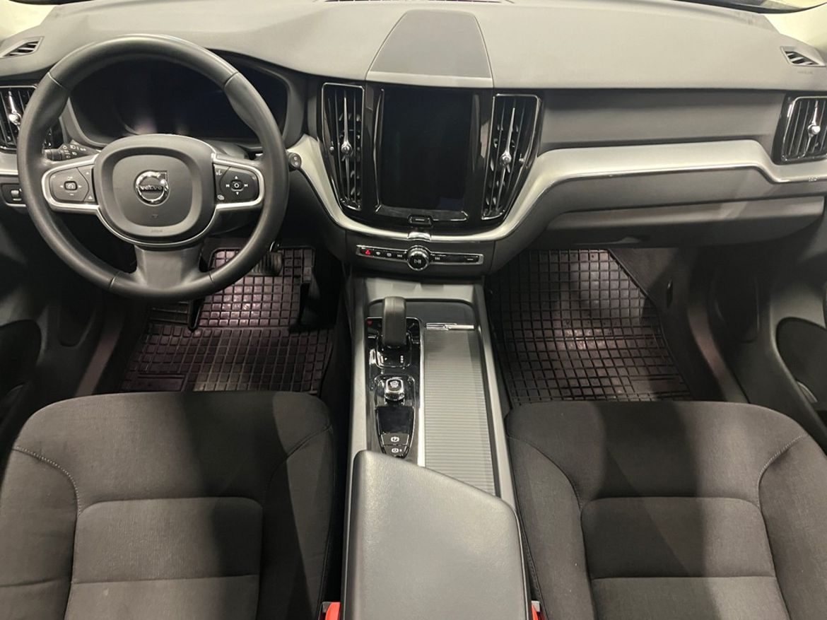 Volvo XC60 2022 - miniatyr 11