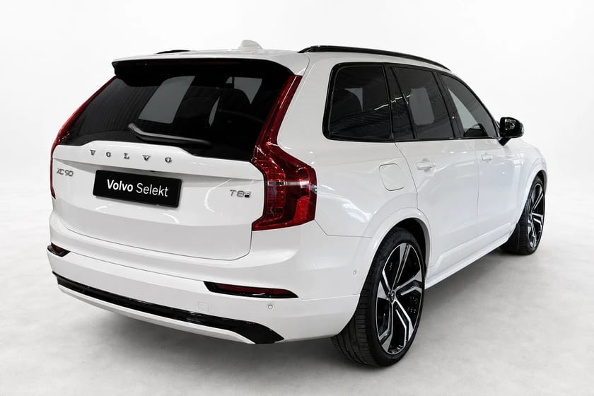 Bild 4 av Volvo XC90 7-seater T8 Ultra Dark Edition Drag Luftfjädring B&W