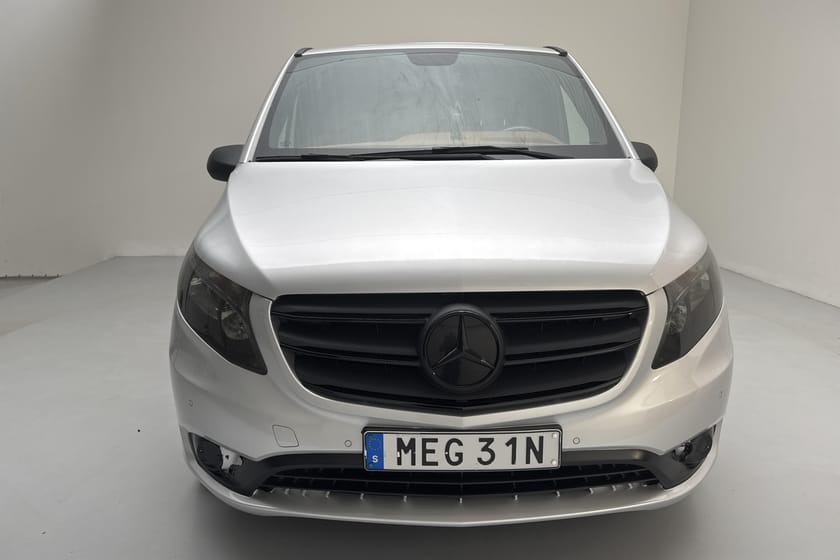 Bild 5 av Mercedes-Benz Vito Tourer 116 CDI 3.2t W640 (163hk) VIP Buss Lounge