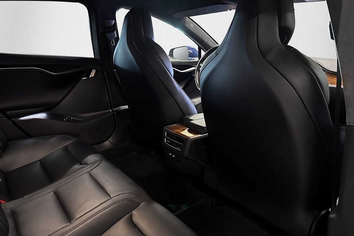 Tesla Model S Long Range AWD, 423ps, 2020