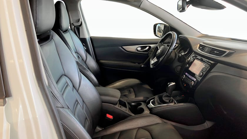 Bild 3 av Nissan Qashqai DIG-T 160 hk Tekna 19" Läder Automat /Dragkrok