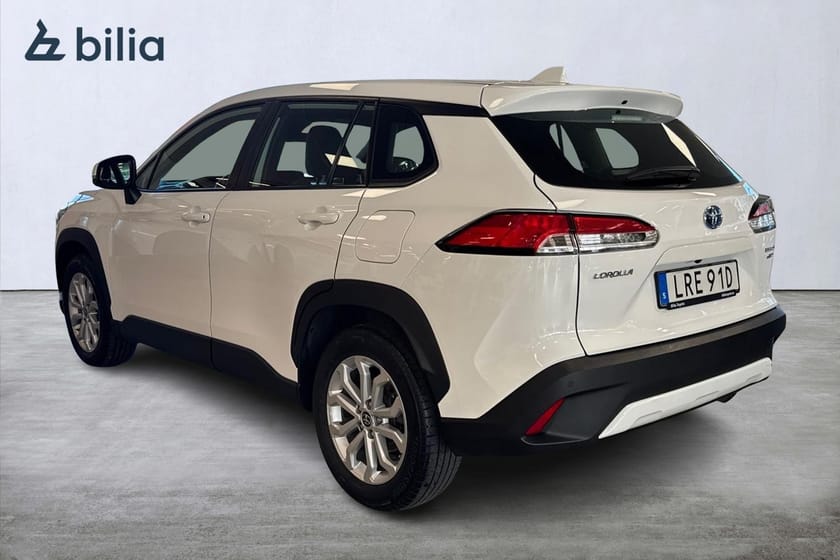 Bild 2 av Toyota Corolla Cross Hybrid AWD-i 2,0 Active Plus Appstyrd Värmare